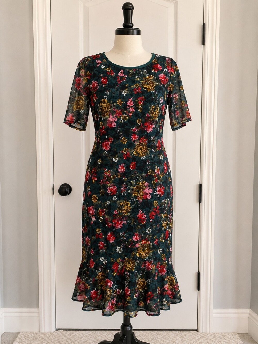Floral Dark Green Midi Dress with Ruffle Hem